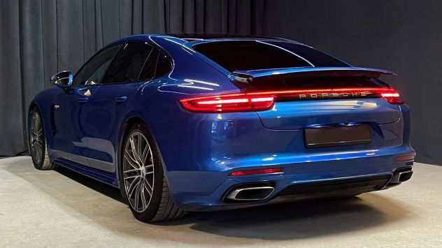 Porsche Panamera 4 E-Hybrid