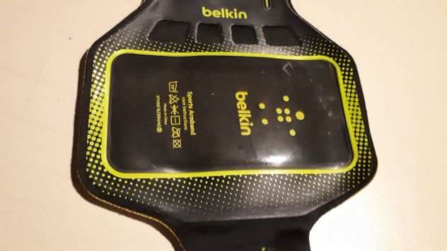 Porta smartphone per fitness Belkin piccolo