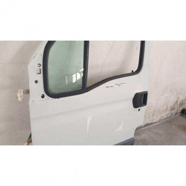 PORTIERA ANTERIORE SINISTRA IVECO Daily 4deg Serie Diesel (2008) RICAMBI USATI