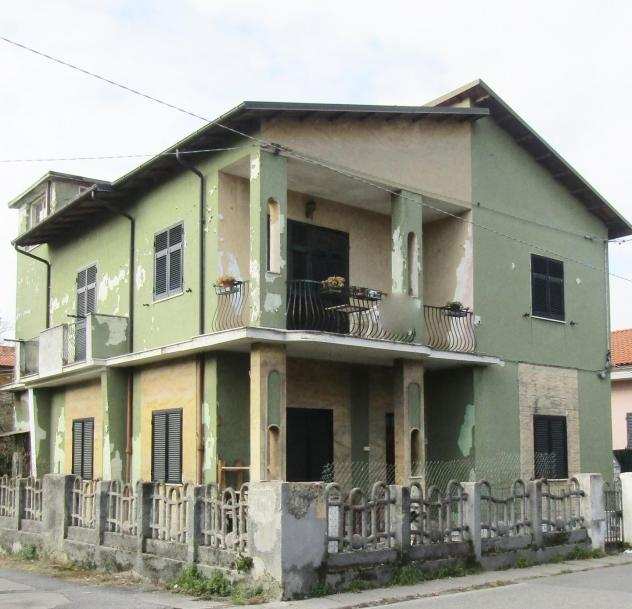 Porzione di casa in vendita a AVENZA - Carrara 100 mq Rif 1097669