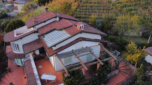 Porzione di casa in vendita a Romagnano - Massa 250 mq Rif 1237450