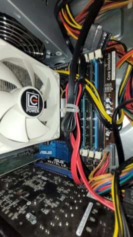 Postazione PC Gaming Completa AMD FX Six core, 20GB Ram, SSD, Monitor 24, Win 11