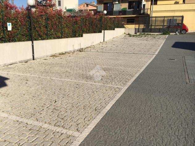 posto auto vicolo del fosso di santandrea, ROMA