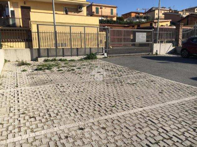 posto auto vicolo del fosso di santandrea, ROMA