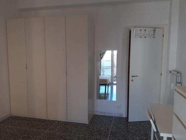 posto letto instanza indipendente MONTEVERDETRASTEVERE mq110 affitto Euro580  1 euro