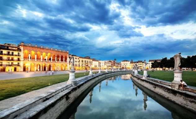 Prato della valle, monolocale