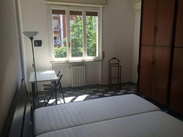 PRIVATO AFFITTA AMPIA STANZA SINOLA VIA ALMERICO DA SCHIO MILANO tel 204027714