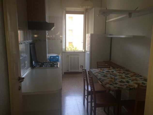 PRIVATO AFFITTA AMPIA STANZA SINOLA VIA ALMERICO DA SCHIO MILANO tel 204027714