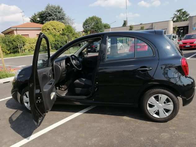 Privato vende Nissan Micra