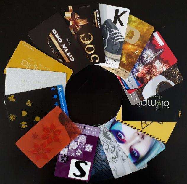 PRODUZIONE STAMPA CARD PLASTICHE IN PVC