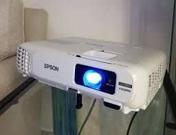 Proiettore Epson 3000-4000 ANSI lumen