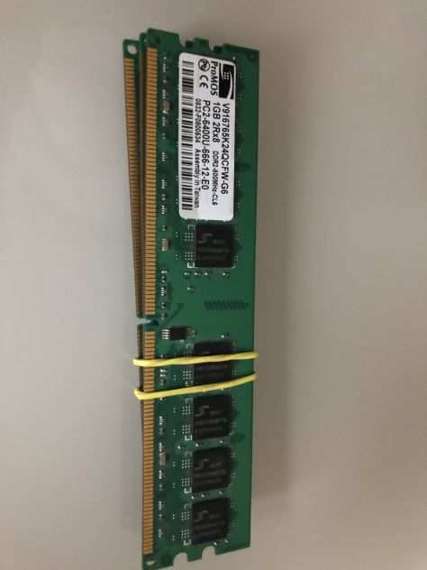 PROMOS 1GB RAM x 2 - DDR2-666 PC2-6400U