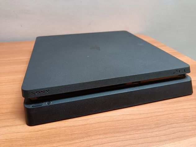 PS4 1 TB EURO 165