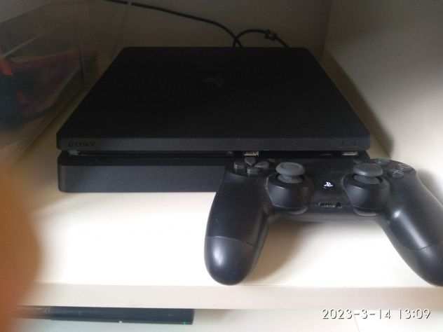 PS4 con giochi VENDO