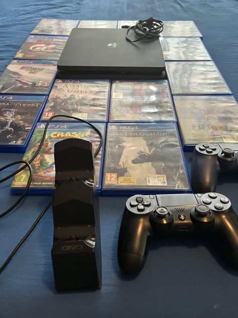 Ps4 slim 1000 gb - 2 joystick-14 giochi