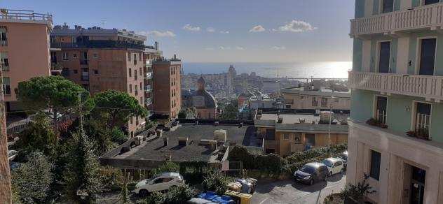 Quadrilocale in vendita a Genova, Castelletto
