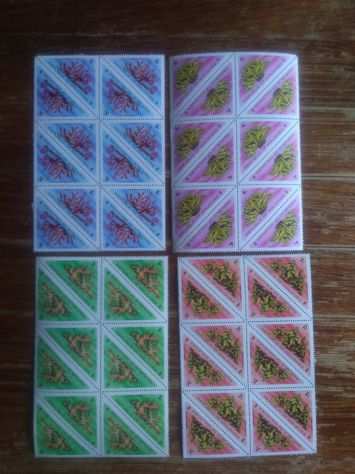 Quattro fogli di francobolli delle Maldive