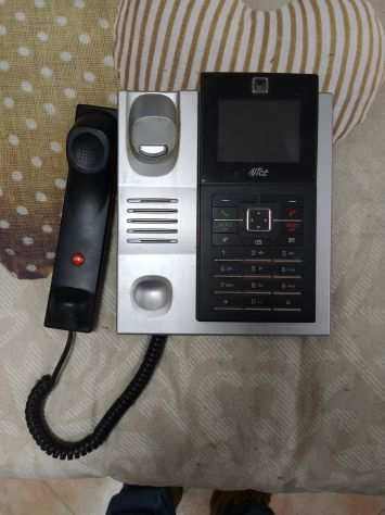 R80- TELEFONO FISSO