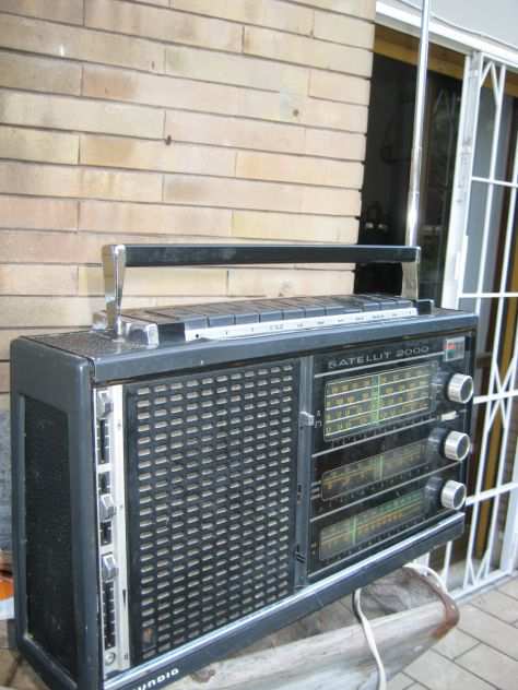 Radio Grundig Satellite 2000, anni 1970