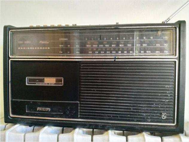radio-registratore anni 70 Usato