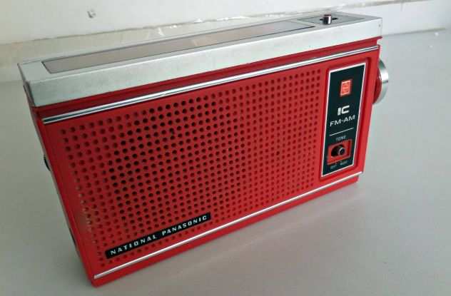 Radio vintage quot NATIONAL PANASONIC quot Modello RF 640 , Anni 70 Funzionante