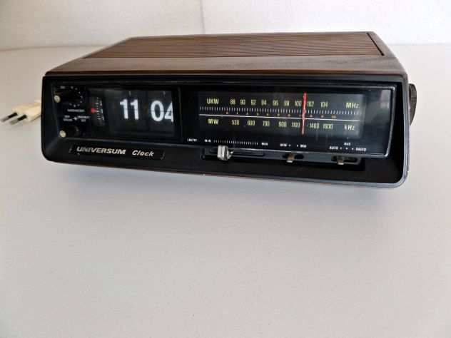 Radiosveglia anni 70, UNIVERSUM Clock Radio W2720