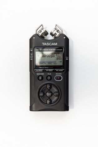 Registratore audio a 4 tracce TASCAM DR-40. 90 Euro - Ottime condizioni