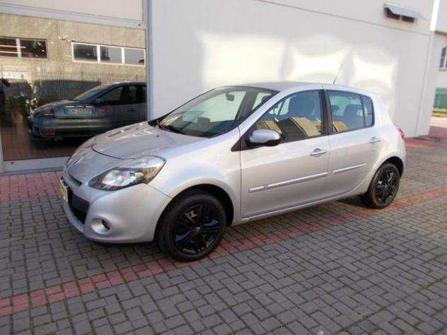 RENAULT Clio 1.2 16V 5 porte Dynamique NEOPATENTATI rif. 19710753