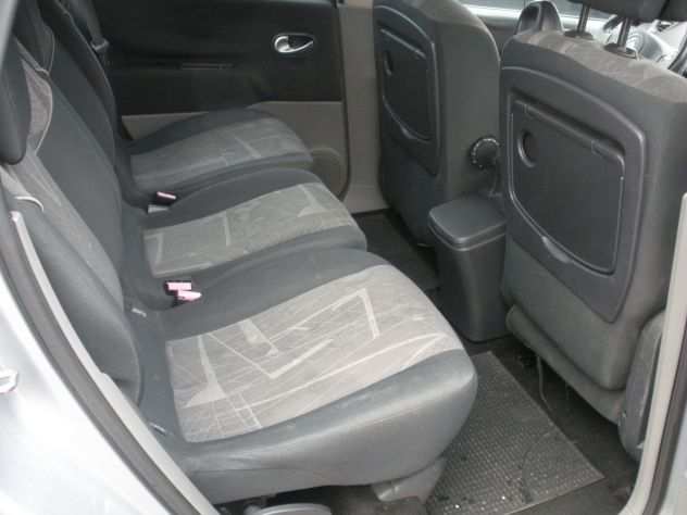 renault grand scenic 7pt