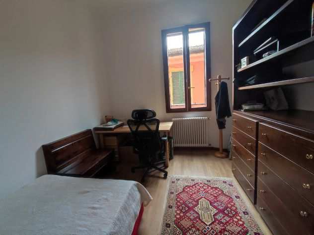 Renting a single room 500 euro alla included