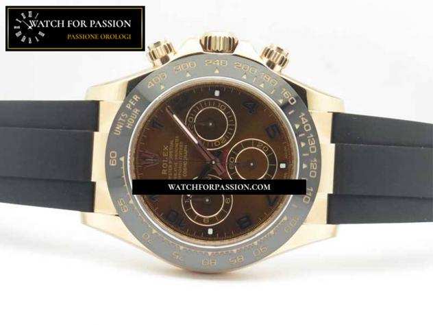 REPLICA ROLEX DAYTONA 116515 RG QUADRANTE MARRONE CIOCCOLATO MIGLIORE EDIZIONE SU CINTURINO IN GOMMA NERO