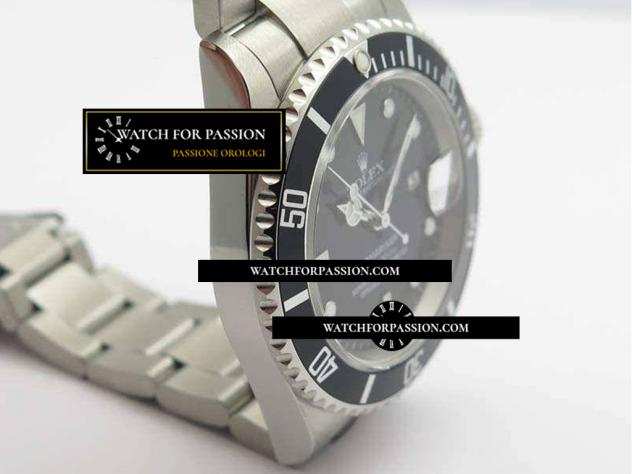 REPLICA ROLEX SUBMARINER LN NERO SENZA INCISIONE E REHAUT SU BRACCIALE