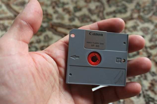Retrocomputing Canon Video Recorder supporto VIDEO FLOPPY DISK