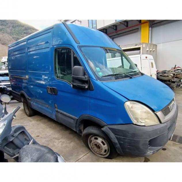 RICAMBI USATI AUTO IVECO Daily 4Acircdeg Serie F1CE3481L Diesel 3000 (0614)