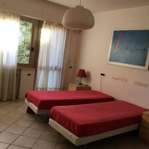 Riccione -Affittasi appartamento con giardino privato(Estate 2023)