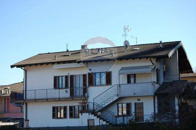 Rif21531001-463 - Casa Semindipendente in Vendita a Brissago-Valtravaglia di 95 mq