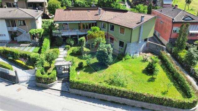 Rif21531016-502 - Villa o villino in Vendita a Luino di 300 mq