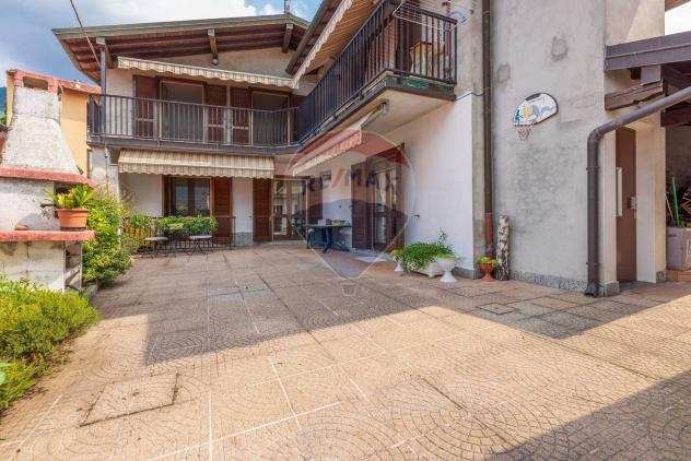 Rif21531036-306 - Porzione di casa in Vendita a Cittiglio - Centro di 277 mq