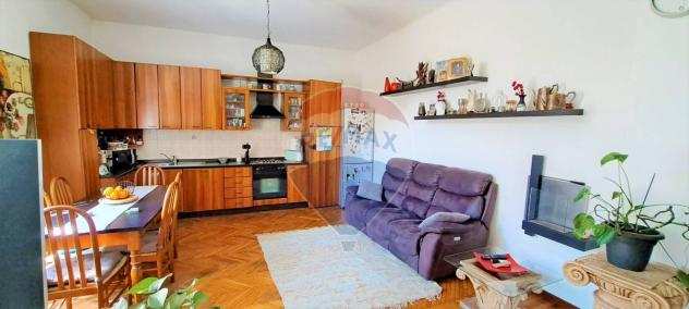 Rif21531037-219 - Appartamento in Vendita a Laveno-Mombello di 90 mq