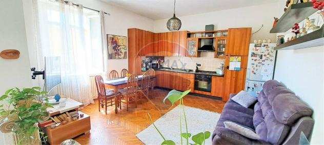 Rif21531037-219 - Appartamento in Vendita a Laveno-Mombello di 90 mq