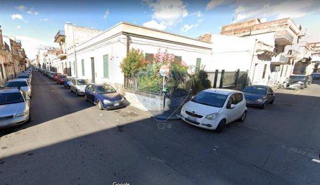 Rif30721531-32 - Box  Posto auto in Vendita a Catania - Via P. Nicola - Picanello di 16 mq