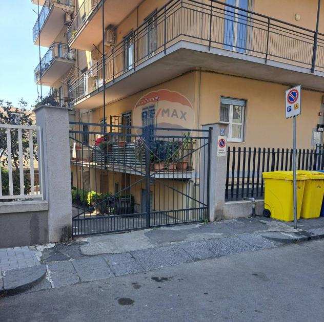 Rif30721561-4 - Box  Posto auto in Vendita a Catania - Barriera di 14 mq