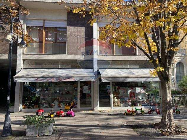 Rif34621001-465 - Attivitagrave Commerciale in Vendita a Vittorio Veneto di 120 mq