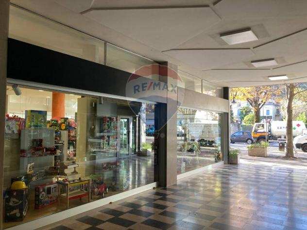 Rif34621001-465 - Attivitagrave Commerciale in Vendita a Vittorio Veneto di 120 mq