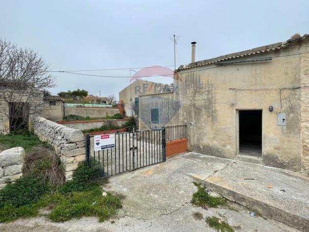 Rif40001029-22 - Casa indipendente in Vendita a Ragusa - San Giacomo di 250 mq