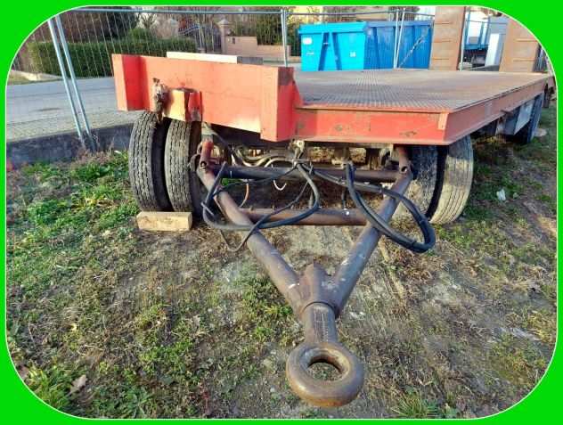 Rimorchio Agricolo Zucchi a Pianale con Due Assi Gemellati con Rampe Posteriori