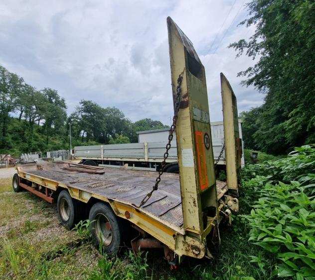 Rimorchio Cometto rampe idrauliche trasporto cose