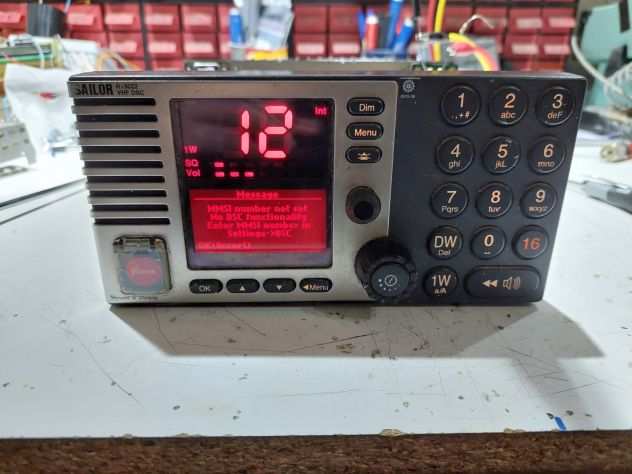 Riparazione assistenza tecnica VHF SAILOR RT5022