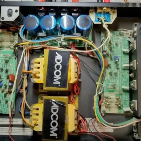 Riparazione giradischi hi-fi amplificatori registratori cassette casse acustiche