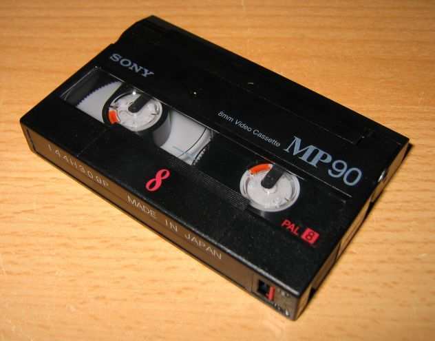 Riverso vecchie VHS in DVD USB